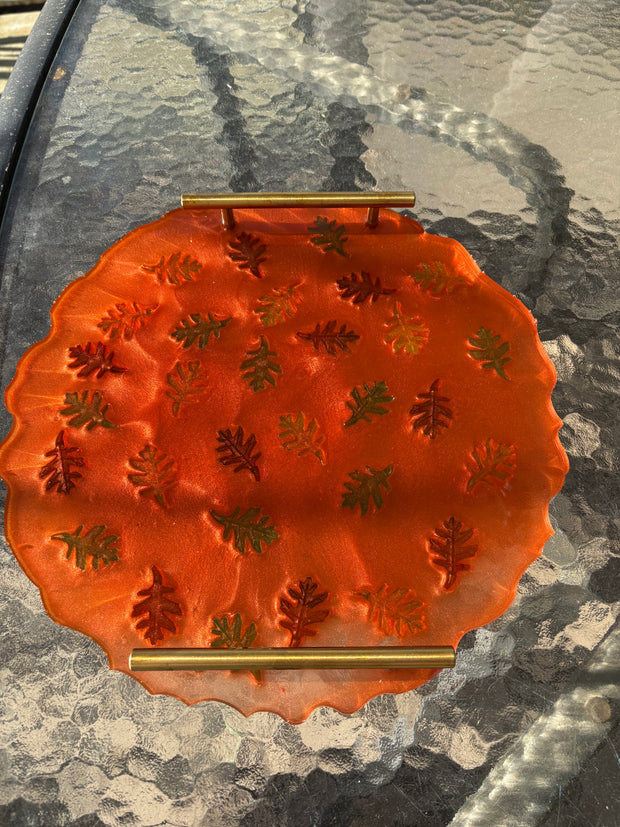 🍂 Autumn Leaf Resin Tray – Handmade Decorative Serving Piece