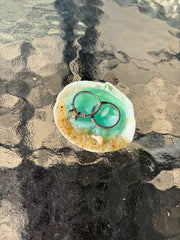 Handmade Resin Seashell Beach Art – Ocean Wave Decor